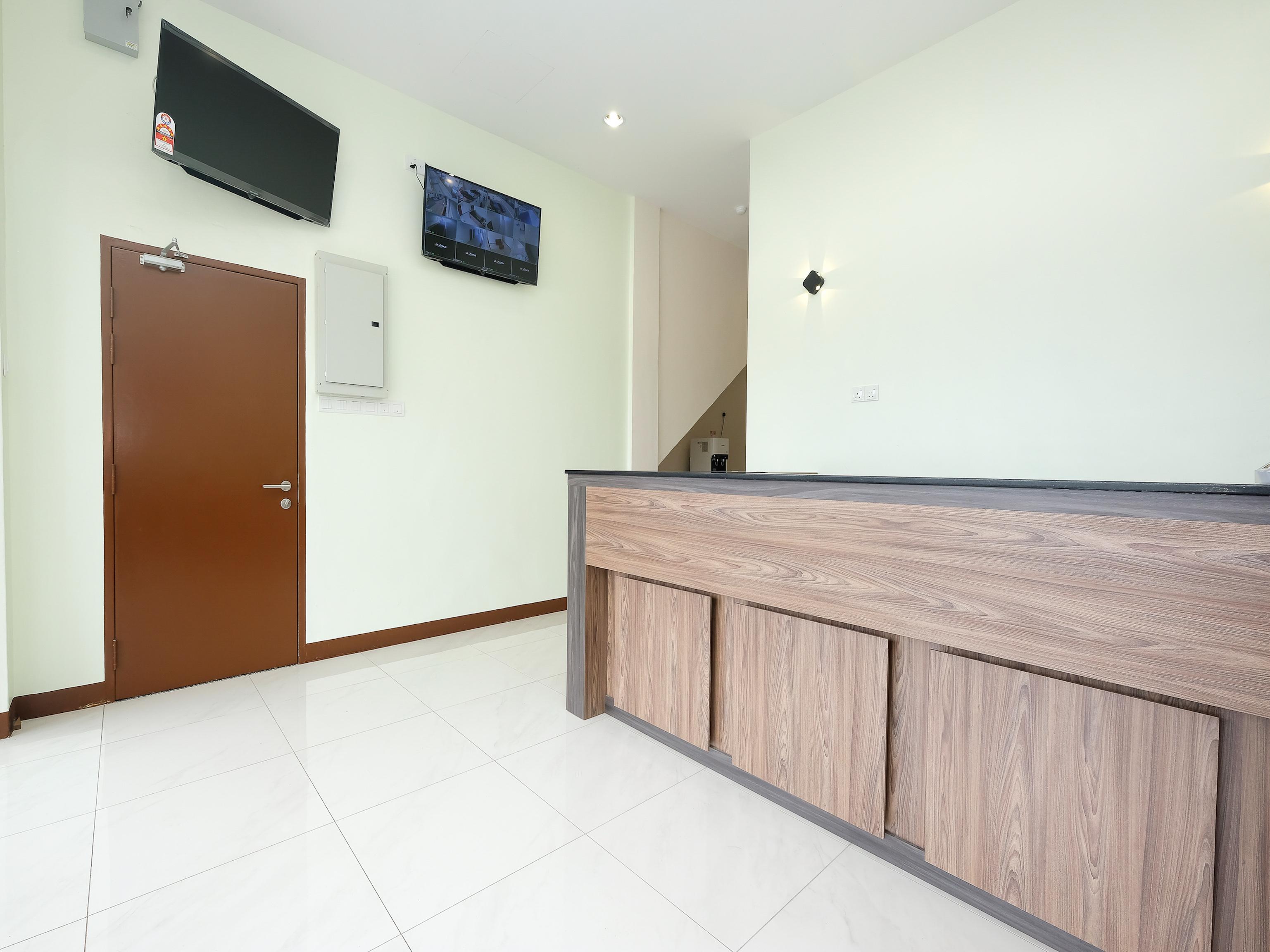 Super Oyo 43935 Mancalin Hotel Куантан Екстер'єр фото