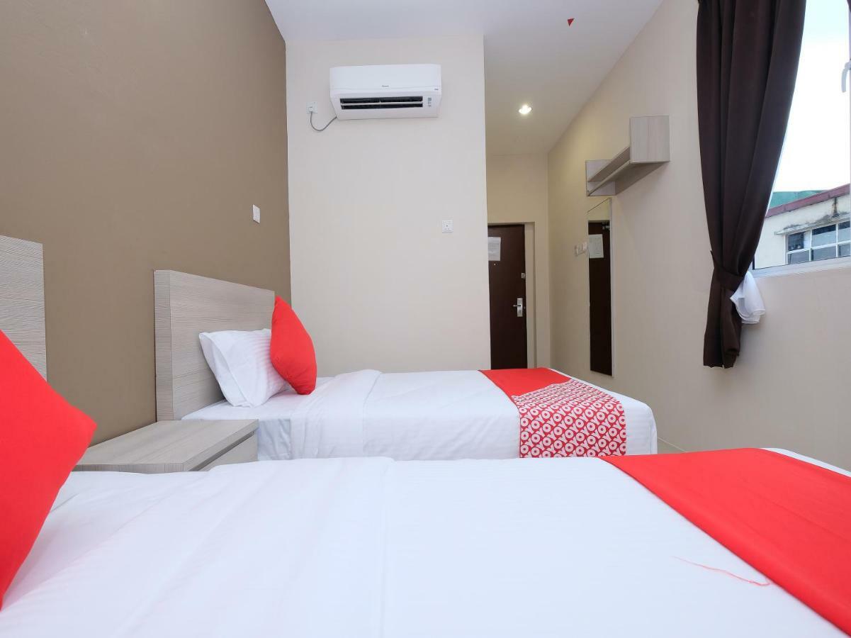 Super Oyo 43935 Mancalin Hotel Куантан Екстер'єр фото